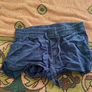 Gap blue shorts